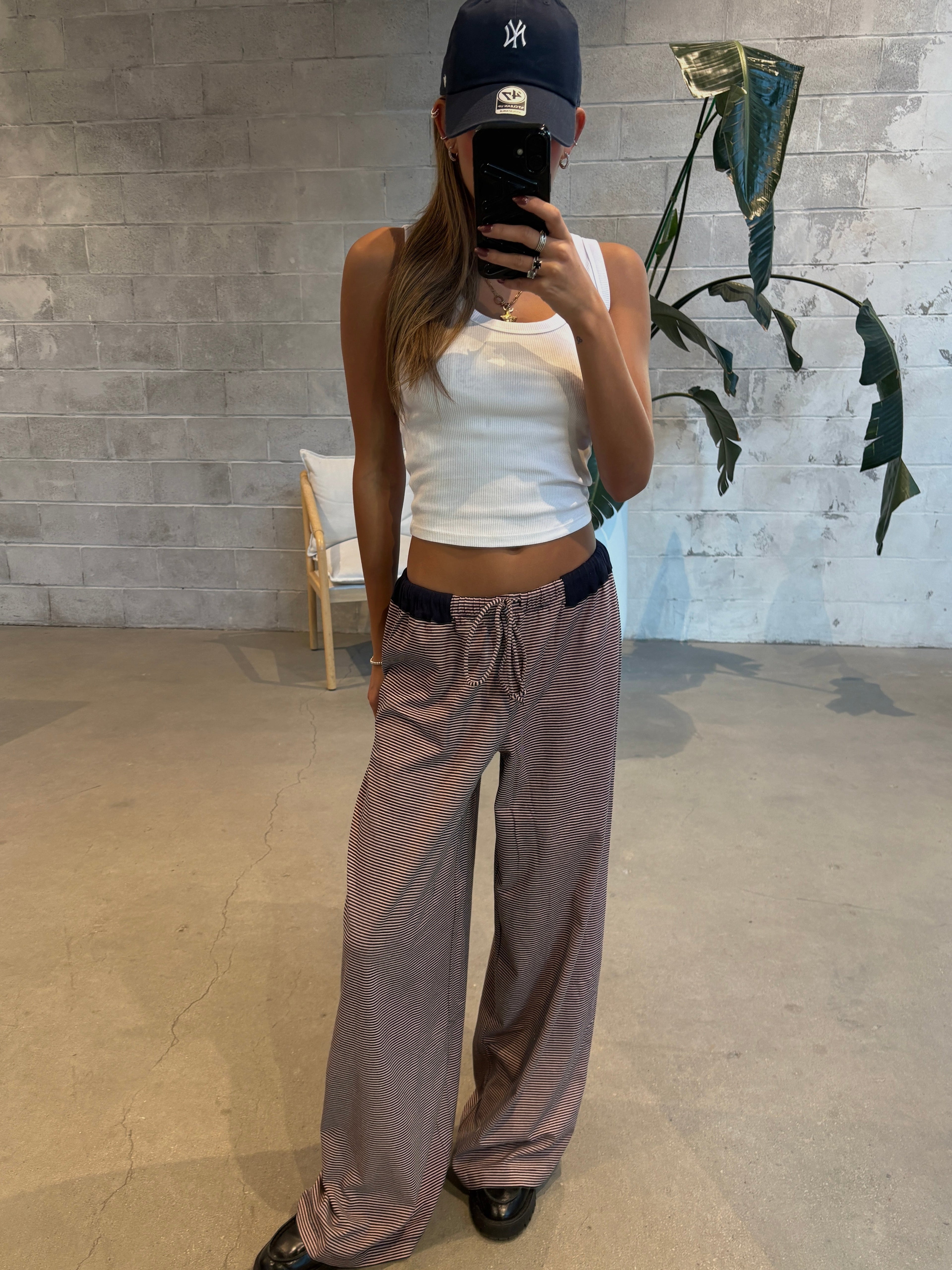 FREE PEOPLE Out & About Pant